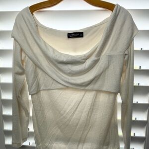 Abercrombie & Fitch Draped off the shoulder Top - ivory